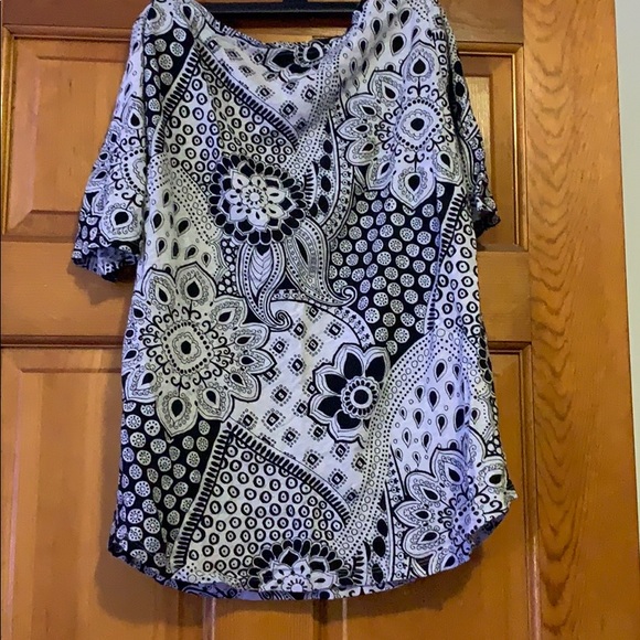 Loft Black and White Soft Floral Paisley Tee - Picture 3 of 3